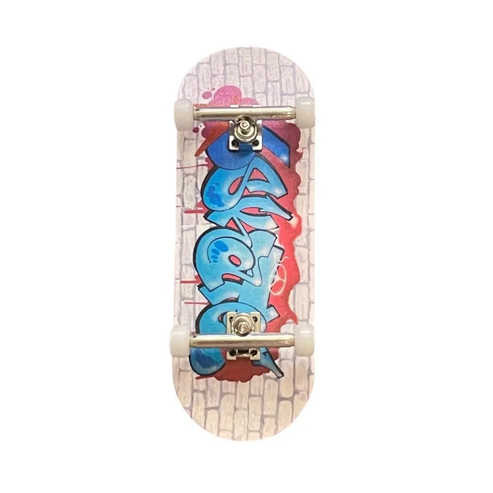 6Skates Graffiti Wall 34mm Shop Complete NEW!