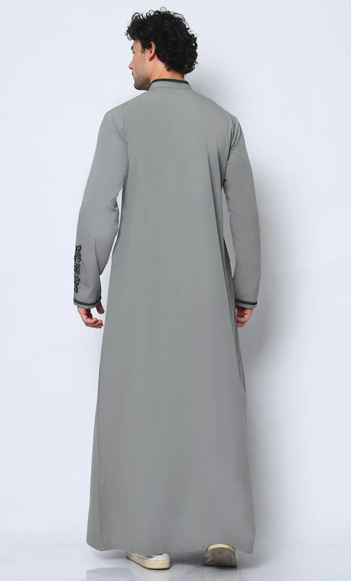 Arabic Elegance: Men's Embroidered Grey Thobe With Pockets