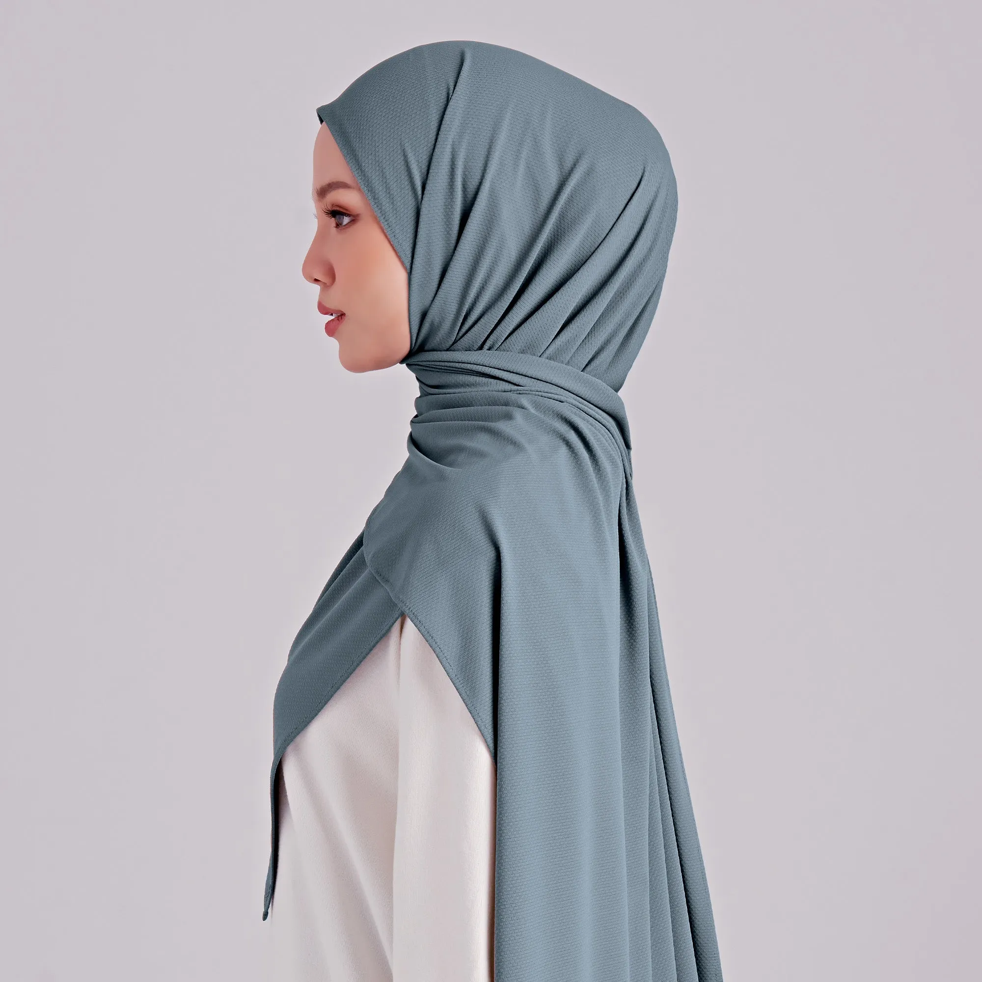 Najwa Sport Shawl - Fielder