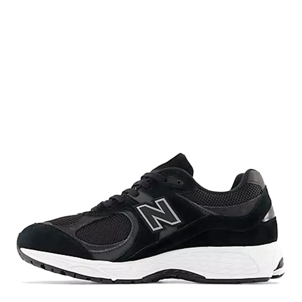 New Balance Men's 2002R Shoes