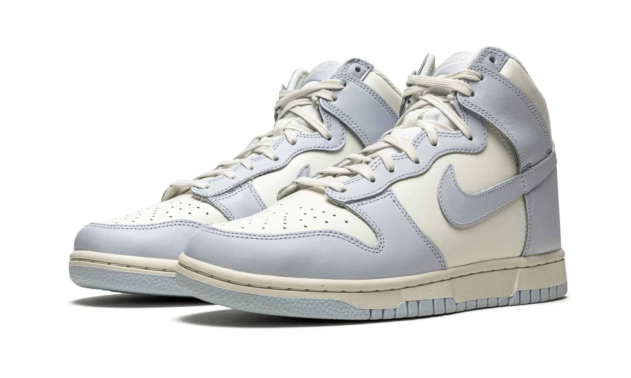 NIKE DUNK HIGH SAIL FOOTBALL GREY WMNS