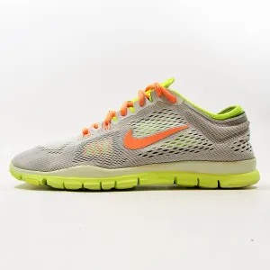 NIKE Free Tr Fit 4