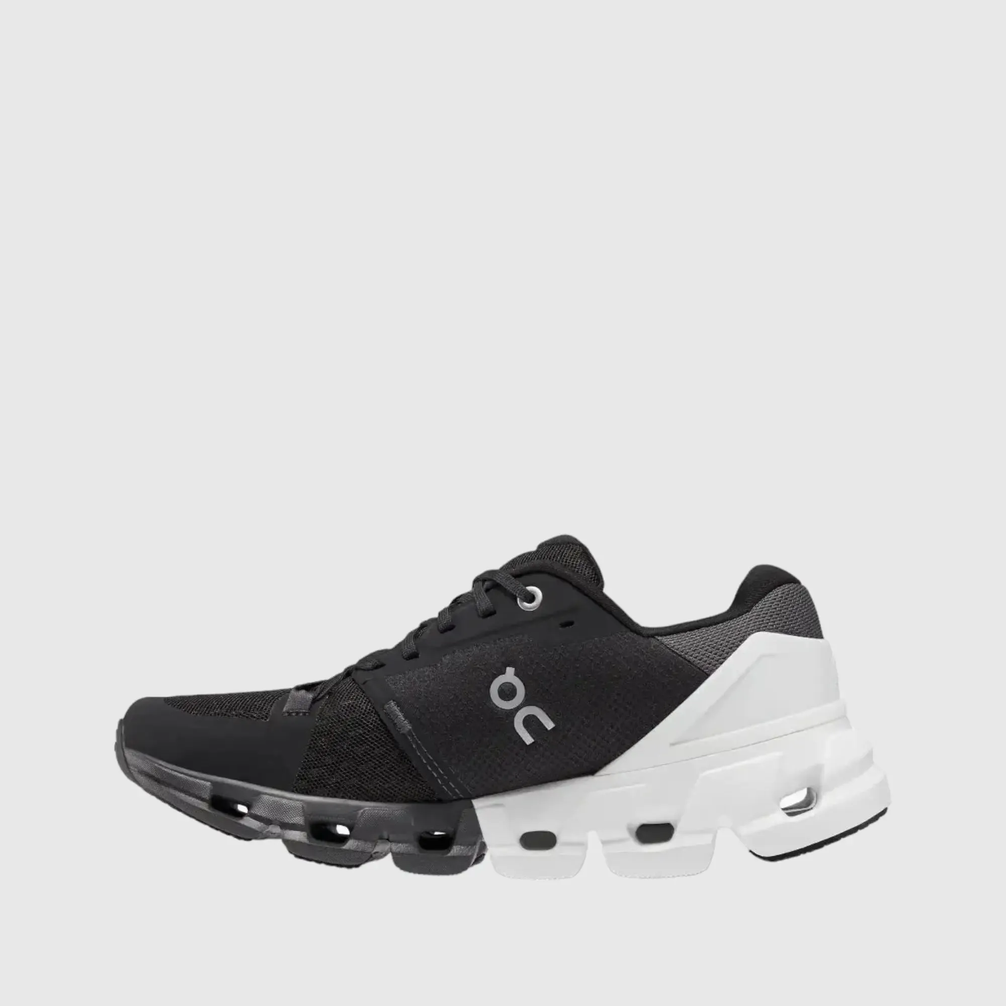 On Men's Cloud Flyer 4 Black White