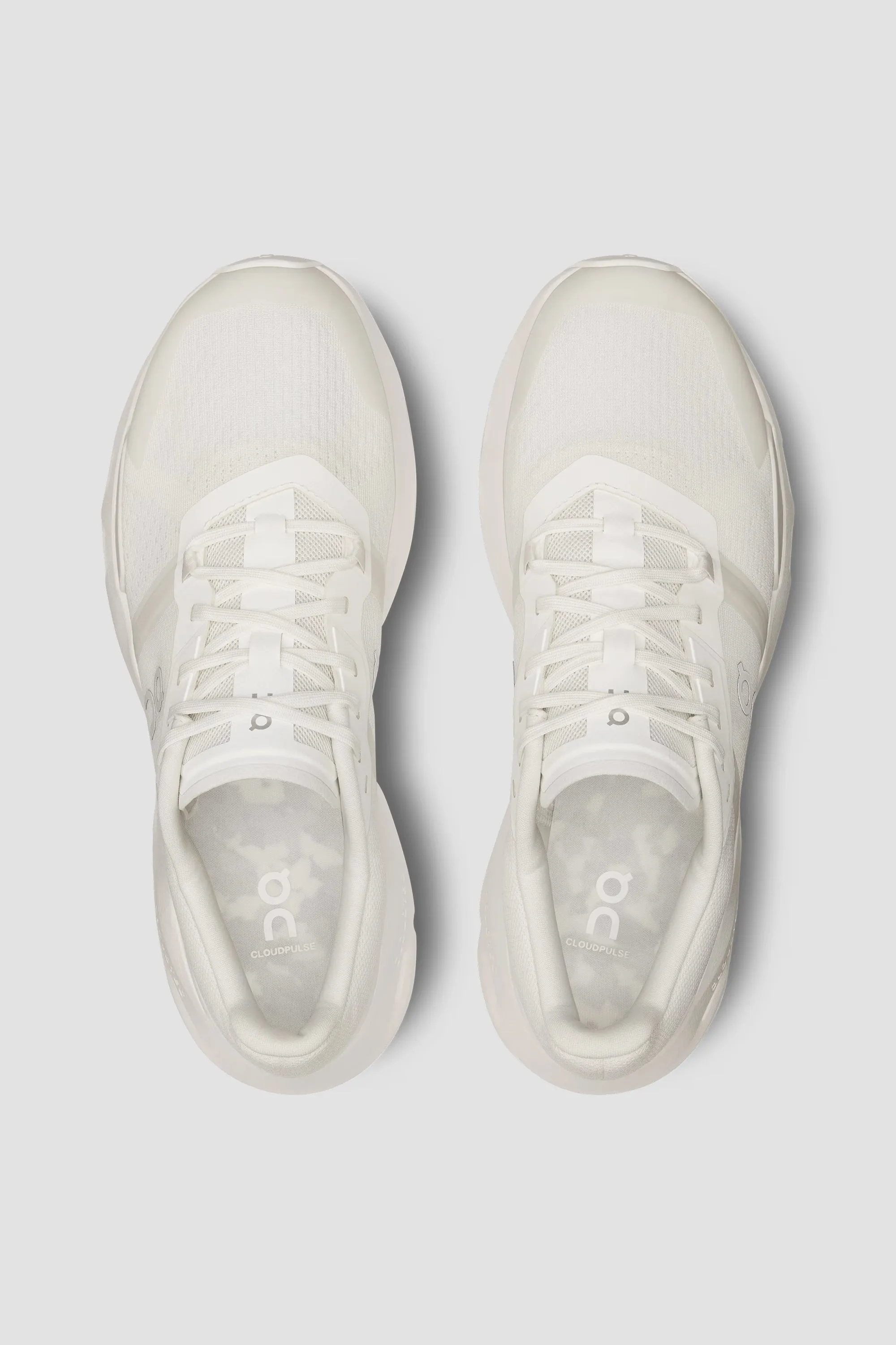 ON | Men's Cloudpulse in White/Frost