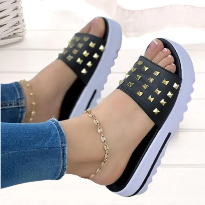 Women's Rivet Flat Open Toe Platform Casual Fashion Sandals