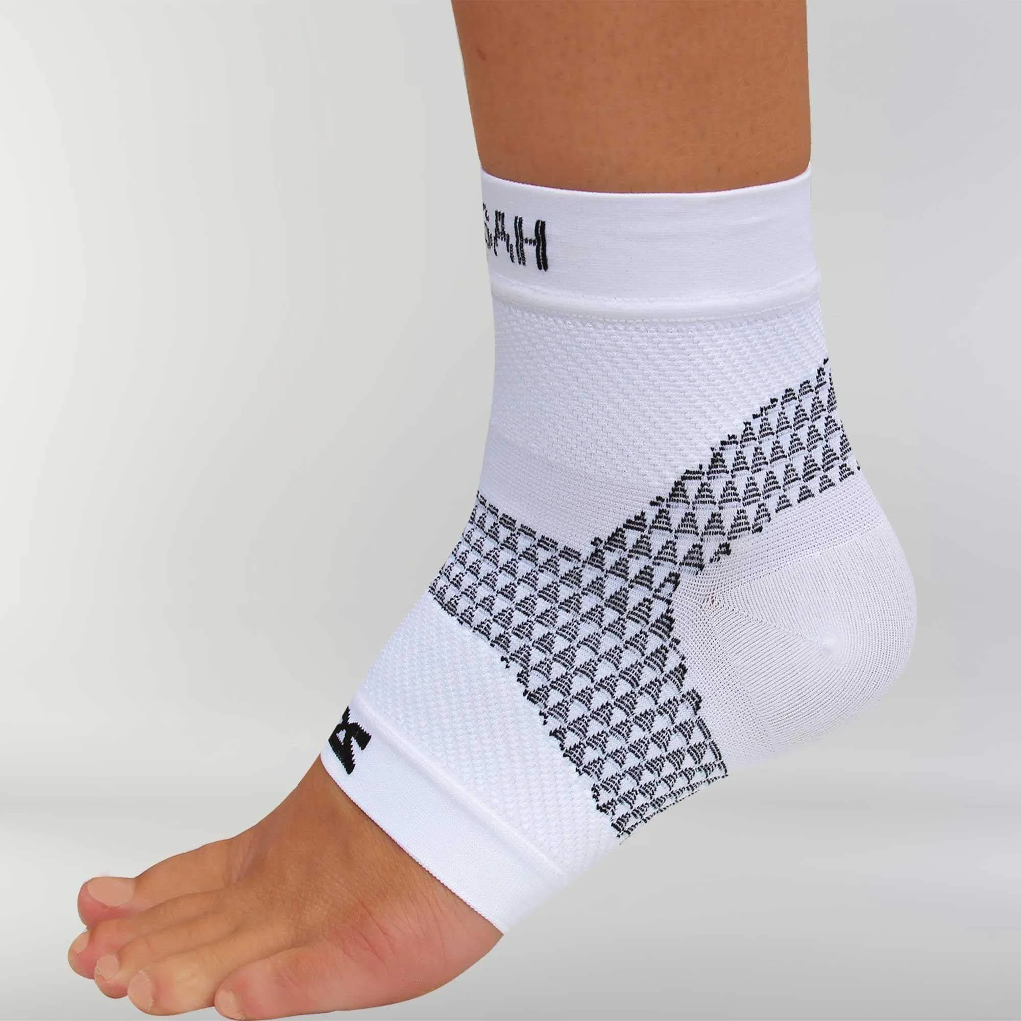 Zensah PF Compression Sleeve (Single) - 6324